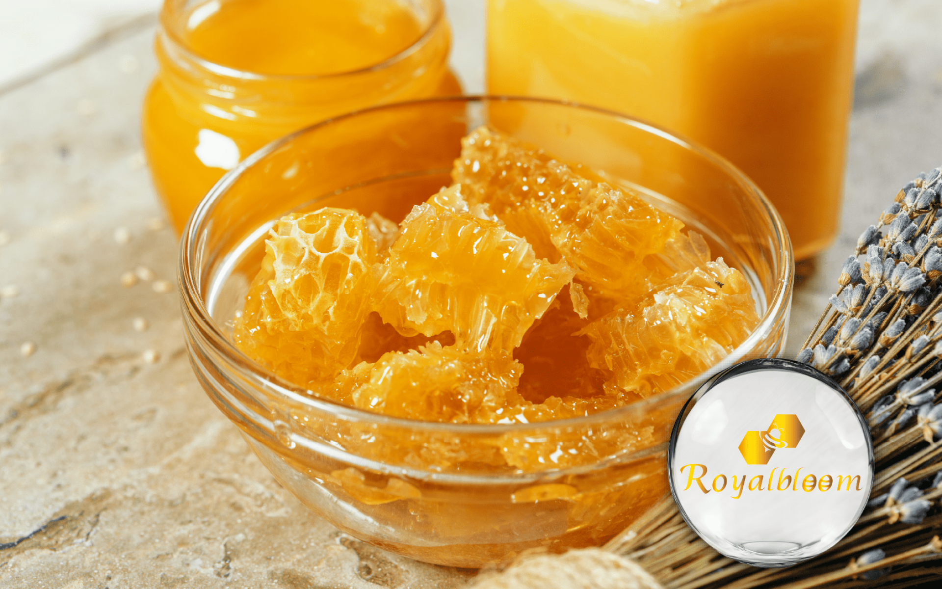 Royal Jelly Powder – High 10-HDA content supporting female wellness and skin radiance